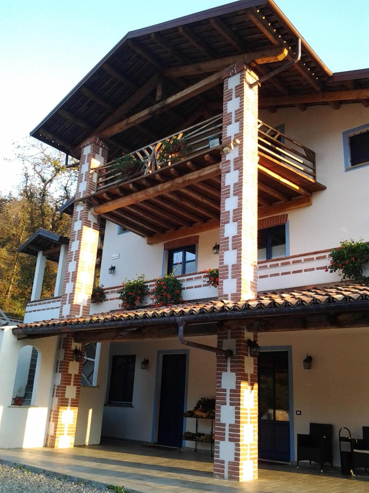 Agriturismo Bio-Ecologico Sant'Isidoro Roccaforte Mondovì Eksteriør bilde
